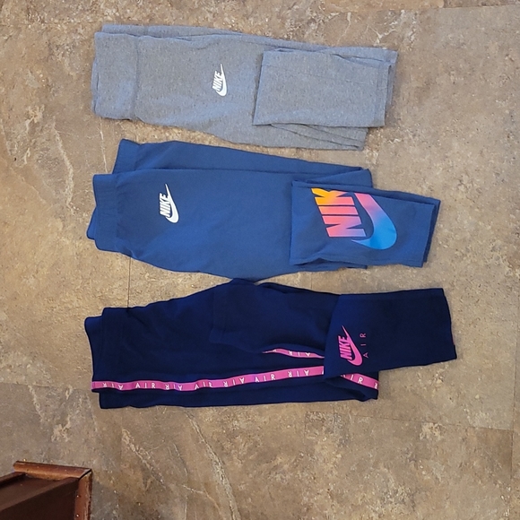 3 pairs Girls Nike Leggings - Picture 7 of 7